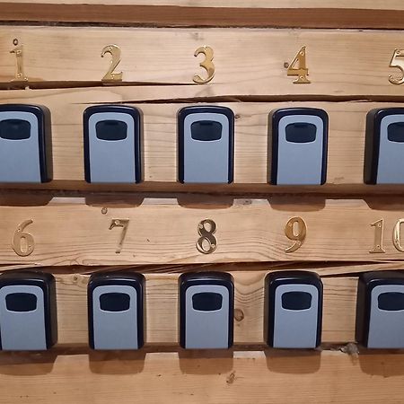 S Neries 19 Apartamentai Su Parkingu Šiauliai Eksteriør billede