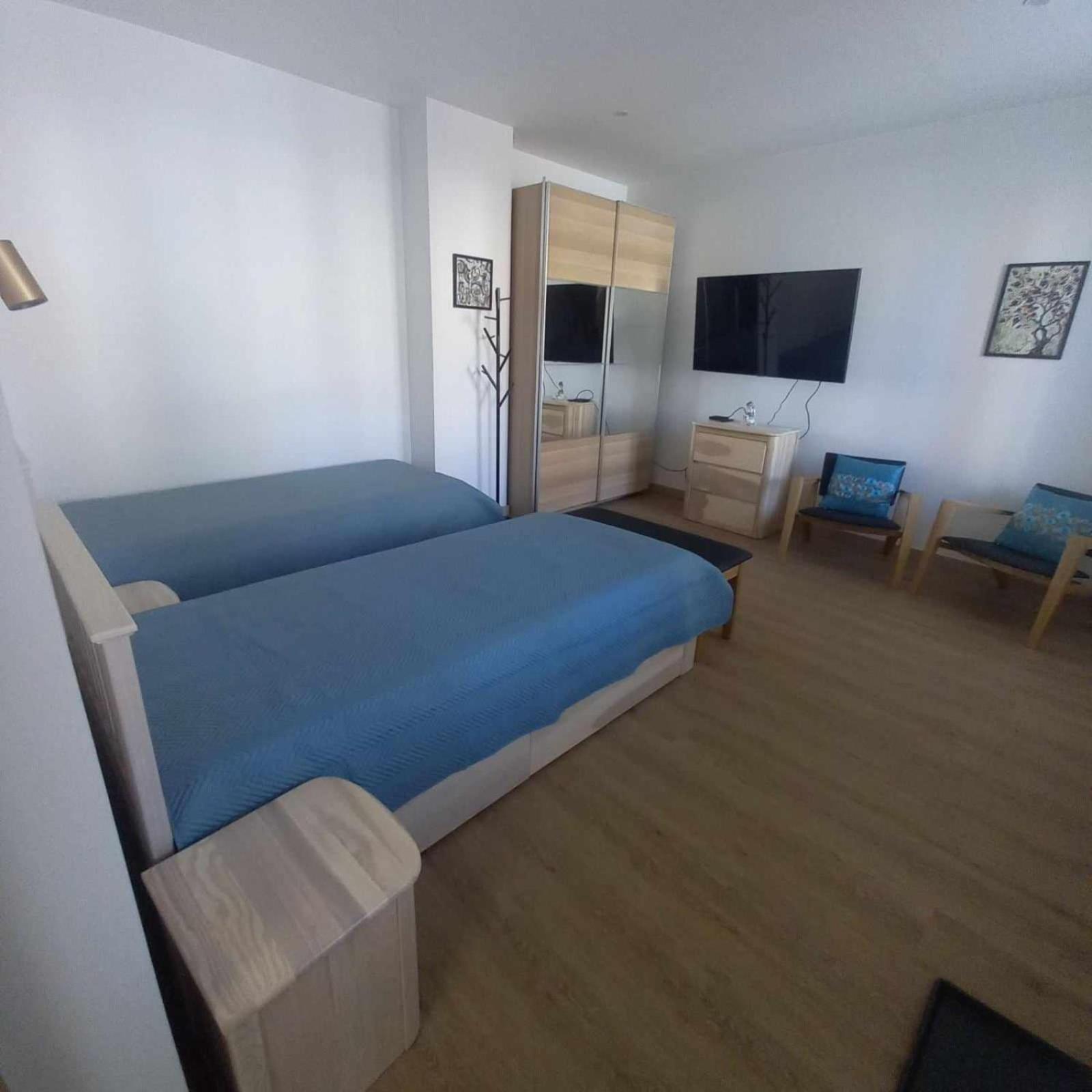 S Neries 19 Apartamentai Su Parkingu Šiauliai Eksteriør billede
