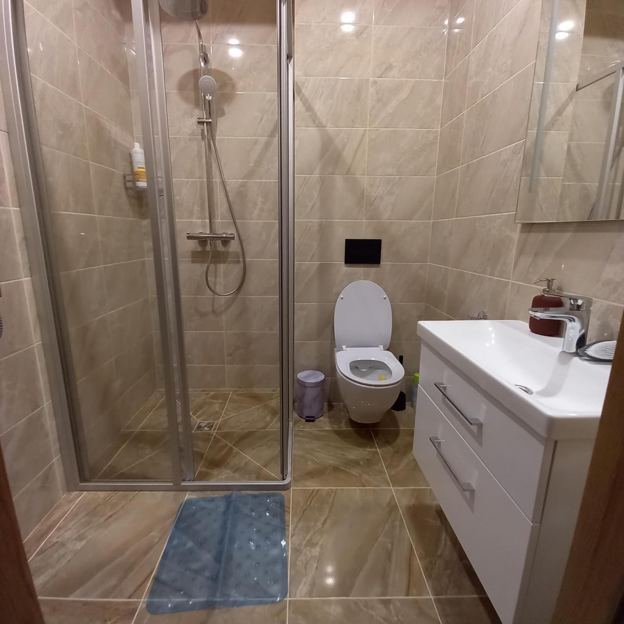 S Neries 19 Apartamentai Su Parkingu Šiauliai Værelse billede