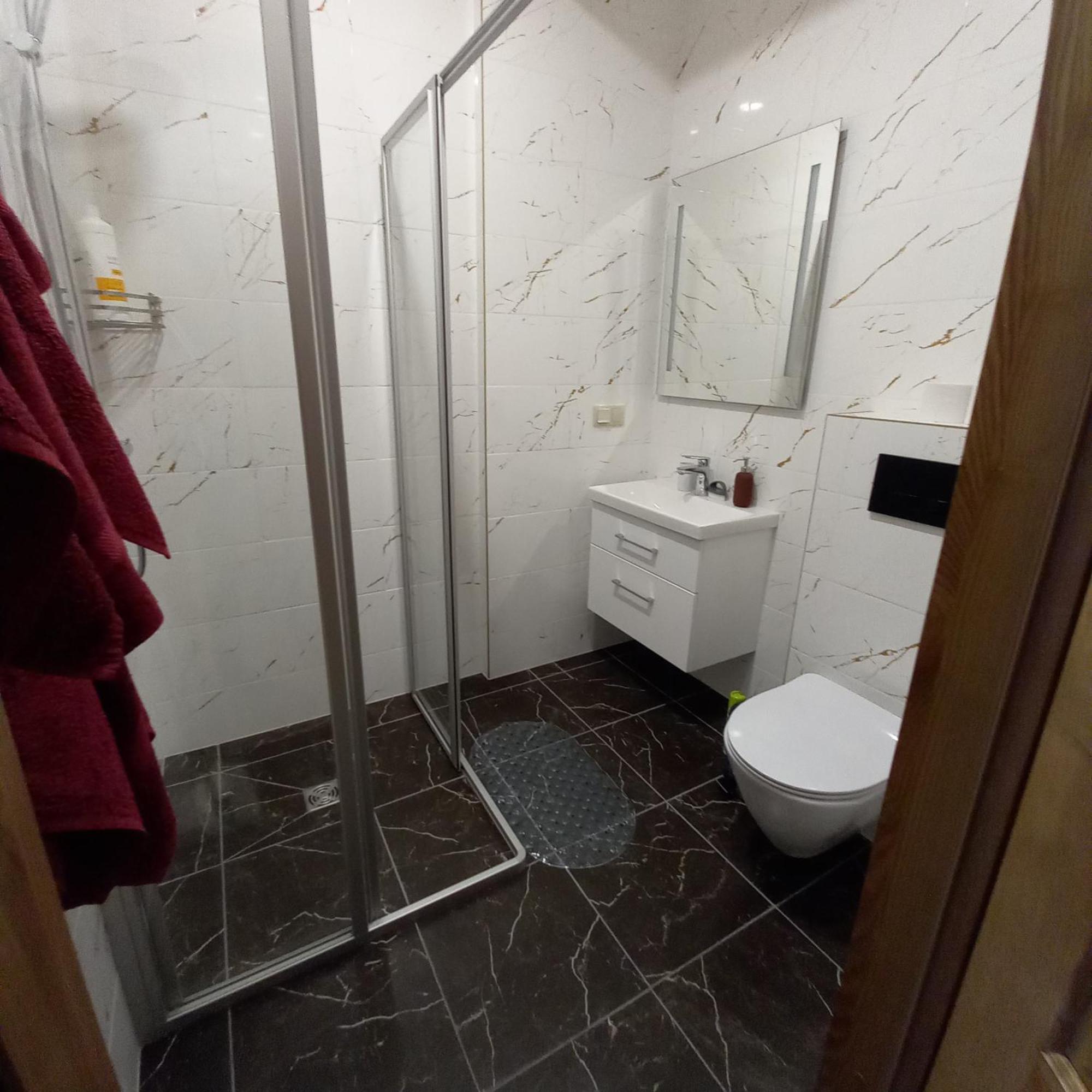 S Neries 19 Apartamentai Su Parkingu Šiauliai Værelse billede