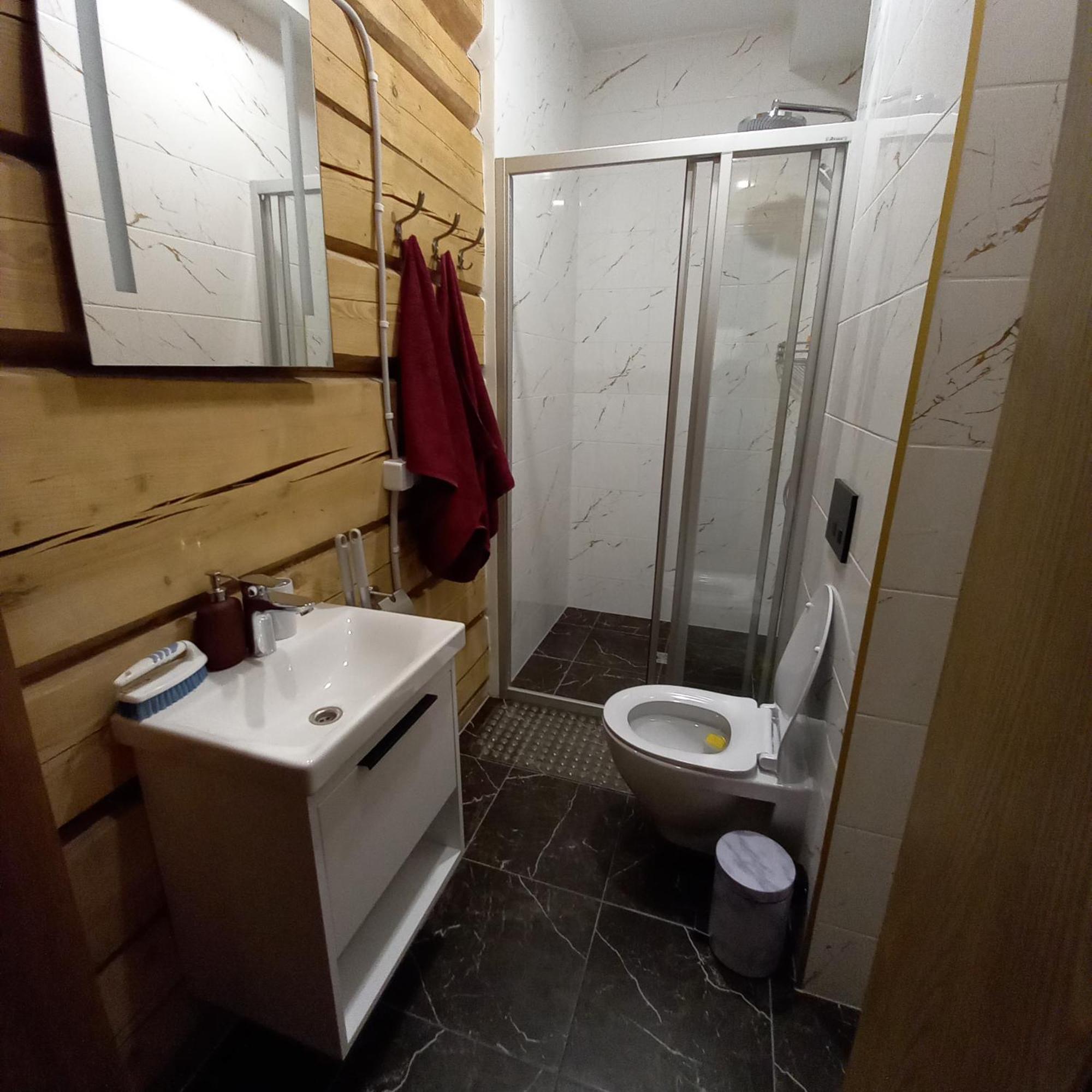 S Neries 19 Apartamentai Su Parkingu Šiauliai Værelse billede